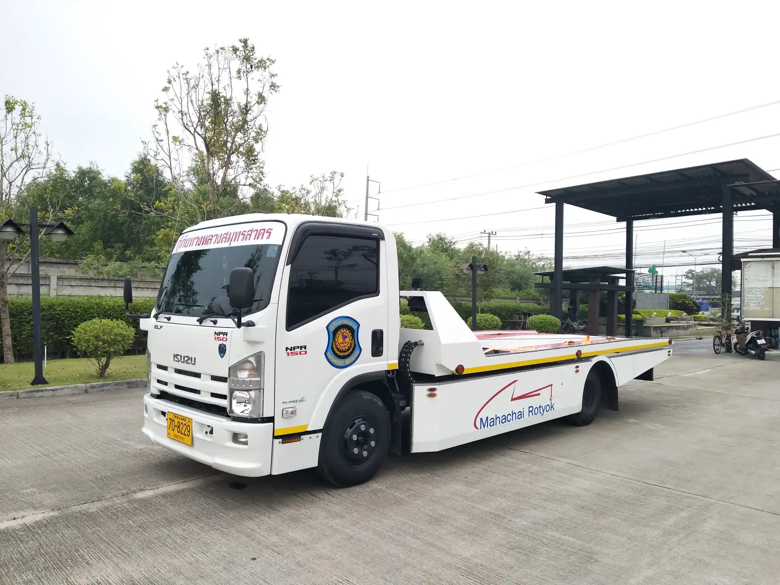 รถสไลด์ของห้างหุ้นส่วนจำกัดมหาชัยรถยกพร้อมให้บริการ 24 ชั่วโมง ครอบคลุมสมุทรสาคร กรุงเทพ-ปริมณฑล นครปฐม ราชบุรี ทั่วประเทศไทย